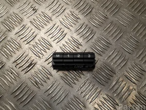 Land Rover LK72-14776-BA / LK7214776BA DISCOVERY SPORT (L550) 2019 Interrupteur à mémoire pour le réglage du siège