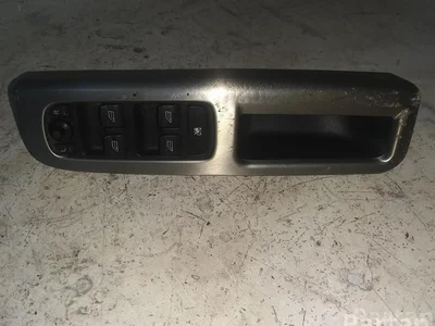 Volvo 30658444 V50 (MW) 2005 Bouton de lève-vitre - Image 1