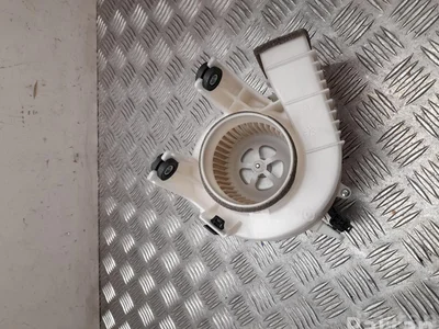 Toyota G9230-48080 / G923048080 RAV 4 IV (_A4_) 2018 Ventilateur d'intérieur - Image 1
