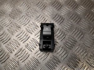 Hyundai 93575-G2060, 299163501 / 93575G2060, 299163501 IONIQ (AE) 2021 Bouton de lève-vitre Right Front