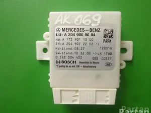 Mercedes-Benz A 204 900 90 04 / A2049009004 C-CLASS (W204) 2008 Unité de contrôle pour systèmes de stationnement