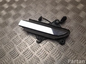 Tesla 1035418-99-D / 103541899D MODEL X 2016 Poignée de porte Left Front