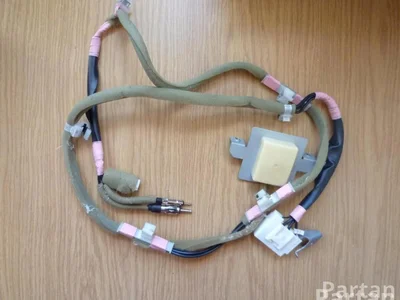 Lexus 86860-48050 / 8686048050 RX (_U3_) 2005 Antenne - Image 1