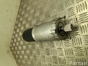 BMW 950454 M4 G82 2023 Direction assistée pompe électrique