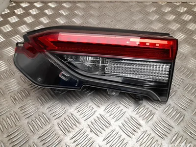 Toyota 81580-42151 / 8158042151 RAV 4 V 2022 Feu arrière - Image 1