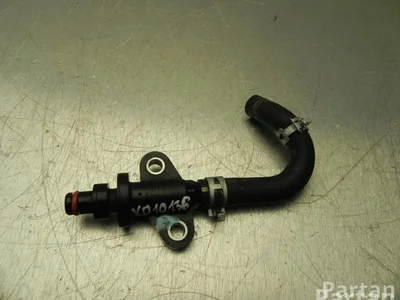 Toyota 12217-47010 / 1221747010 AURIS (_E18_) 2015 Prise d'air / Conduit d'air d'admission - Image 1