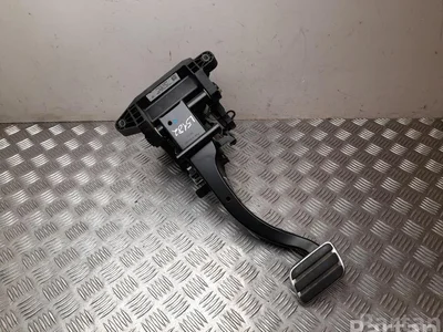 Porsche 97042300904 PANAMERA (970) 2015 Pédale de frein - Image 1