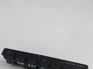 Volkswagen 2GM927132G T-Cross (C11) 2021 Éclairage d'urgence / interrupteur de danger