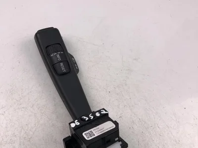 Volvo 31334647 V60 2013 Steering column switch - Image 1
