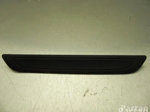 Toyota 67915-02040 / 6791502040 AURIS (_E15_) 2010 Bordure de seuil de porte