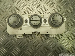 Mazda QN03 6 Station Wagon (GY) 2004 Contrôle automatique de la climatisation