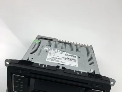 Volkswagen 6Q0051228C POLO (6R, 6C) 2012 Radio / lecteur CD - Image 1