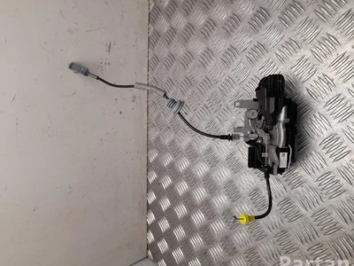 Volvo 31462449 V90 II 2020 Serrure de porte Right Rear - Image 1