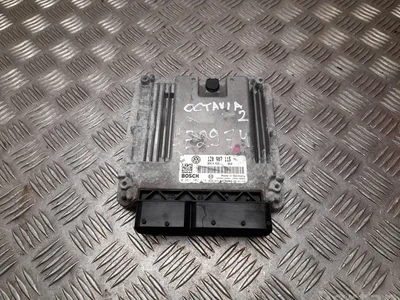 Škoda 1Z0 907 115 / 1Z0907115 OCTAVIAII (1Z3) 2010 Unité de contrôle moteur - Image 1