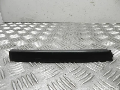 Lamborghini 4T0 837 439 / 4T0837439 Huracán LP 580-2 2017 Garniture /moulage - Image 1