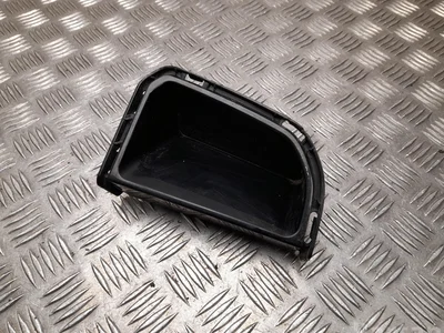 BMW 8 070 321 / 8070321 X2 (F39) 2018 Un autre détail de finition - Image 1