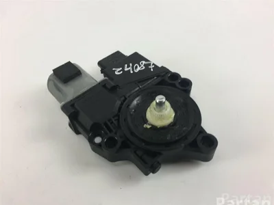 Kia 83460-A2010 / 83460A2010 CEE'D (JD) 2018 Moteur de lève-vitre - Image 1