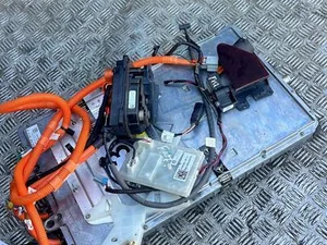 Tesla 1055139-01-D, 1061353-00-F, P1487382-00-C / 105513901D, 106135300F, P148738200C MODEL X 2019 Onduleur avec convertisseur