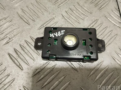 Aston Martin HY53-13D764-AA, HY5313D764AA / HY5313D764AA, HY5313D764AA DB11 (AM5) 2019 Lumière intérieure - Image 1