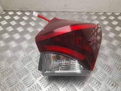 Toyota KOITO 02-353 / KOITO02353 AURIS TOURING SPORTS (_E18_) 2017 Feu arrière - Image 1