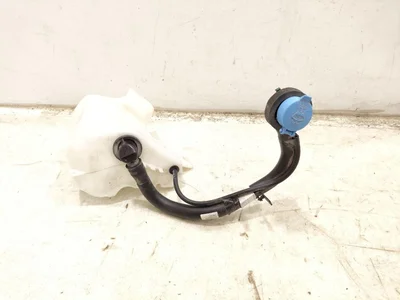 Maserati 6701565200, 870161492 MC 20 Cielo 2023 Réservoir d'eau de nettoyage - Image 1