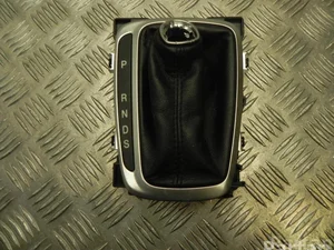 Ford USA E7R9K EDGE 2016 Couvercle de levier de vitesses