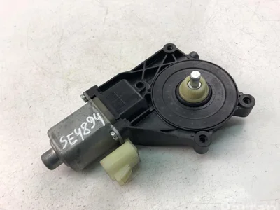 Chevrolet 98810-J3010 / 98810J3010 CRUZE (J300) 2014 Moteur de lève-vitre - Image 1