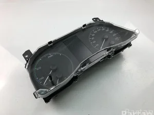 Toyota 83800-K0220 / 83800K0220 YARIS (_P13_) 2020 Tablero de instrumentos