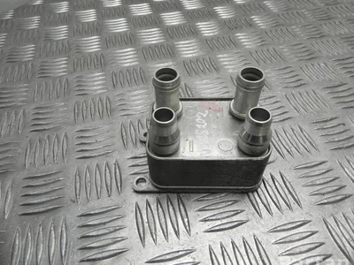 Jaguar J9D3-8D106-AB / J9D38D106AB I-PACE 2019 Refroidisseur d'huile - Image 1