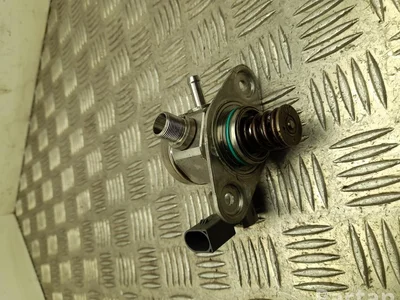 Mercedes-Benz A2740700501 E-CLASS (W213) 2020 Pompe à haute pression - Image 1