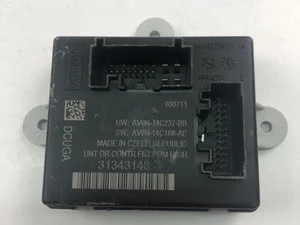 Volvo 31343148 V60 2013 БУ двери