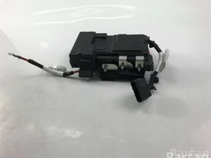 Volvo 30659092 S60 II 2010 Caja de fusibles