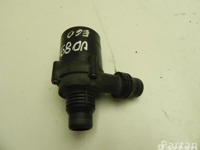 BMW 6917700 5 Touring (E61) 2008 Pompe à eau supplémentaire - Image 1