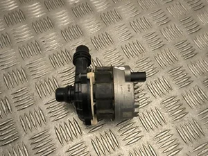 BMW 5A30246, A2C12152100 3 (G20) 2018 Vandens siurblys