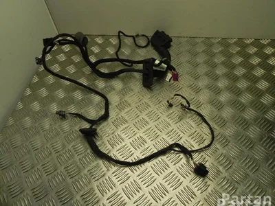 Mercedes-Benz A 000 982 45 09 / A0009824509 GLE (W166) 2017 Harnais pour intérieur - Image 1