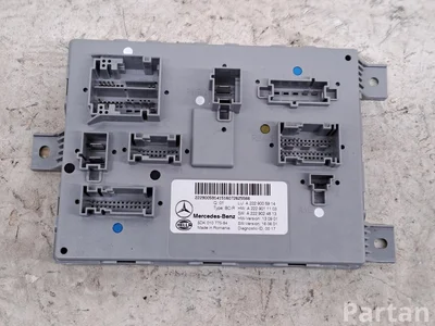 Mercedes-Benz A2229005914 KLASA C (W205) 2016 Środkowy sterownik systemu komfortu - Obraz 1