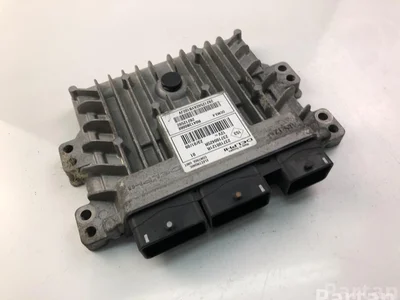 Renault 237100121R; 237100425R / 237100121R, 237100425R MEGANE CC (EZ0/1_) 2011 Moduł sterujący silnika - Obraz 1