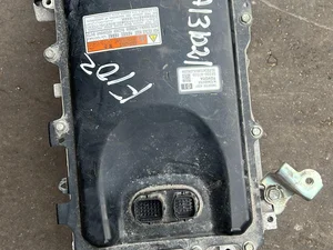 Toyota G9200-47330 / G920047330 COROLLA (E210) Estate 2020 Onduleur avec convertisseur