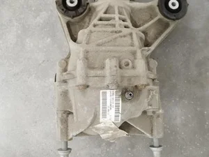 Land Rover HK83-4A213-CD, GX73-4B148-CB / HK834A213CD, GX734B148CB RANGE ROVER VELAR (L560) 2017 Galinės ašies reduktorius
