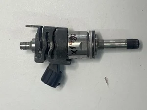 Toyota 2325024010 COROLLA (E210) Estate 2019 Injecteur
