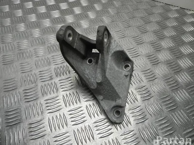 Nissan 1.5 / 15 JUKE (F15) 2016 Bracket - Image 1