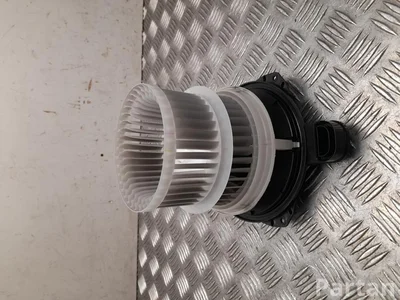 Toyota RAV 4 V 2022 Wentylator wewnętrzny - Zdjęcie 1