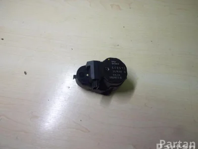 BMW 6917943, 64116935441 X5 (E53) 2003 Appareil de commande - Image 1