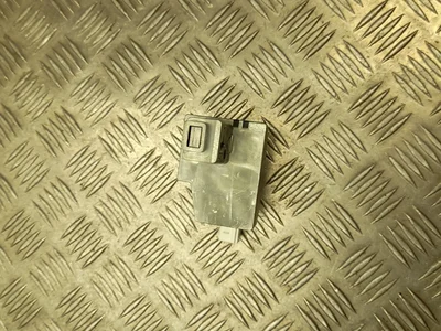 Peugeot 9815882080 2008 II (P24) 2021 Blocage du volant - Image 1