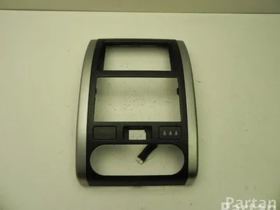 Nissan 68260 JG10A, P10380A75100, P10381A75100 / 68260JG10A, P10380A75100, P10381A75100 X-TRAIL (T31) 2011 Cadre - Image 1