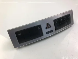 Mercedes-Benz 2038702110 C-CLASS (W203) 2005 Éclairage d'urgence / interrupteur de danger