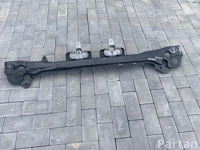 Renault 663545MZ0B MEGANE E 2024 Halter für Schloßträger - Bild 1