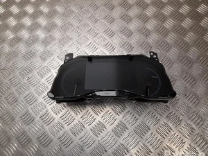 Toyota 83800-F5B70 / 83800F5B70 Yaris Cross XP210 2023 Tableau de bord mph