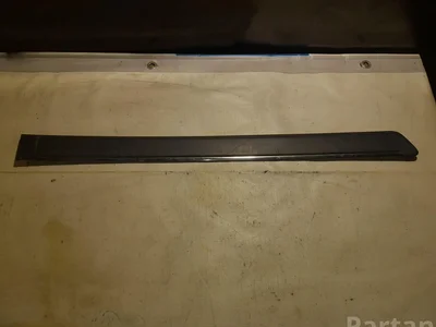 Volvo S80 I (TS, XY) 2001 Накладка декоративная сзади справа - Изображение 1