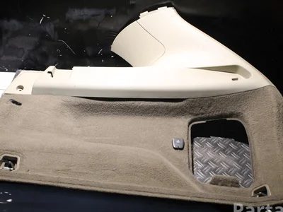 Volvo 30721203 XC60 2010 Rembourrage de coffre - Image 1